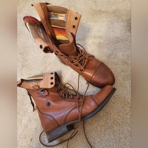 Steve madden brown lace up boots size 6.5